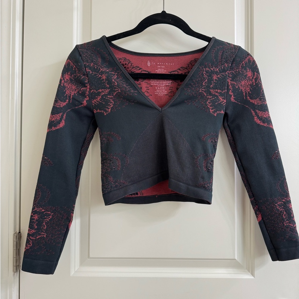 FP Movement by Free People Black and Pink V-Neck Crop Top